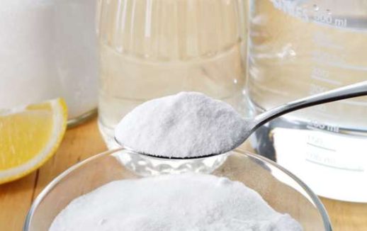 bicarbonato e vinagre no vaso sanitario