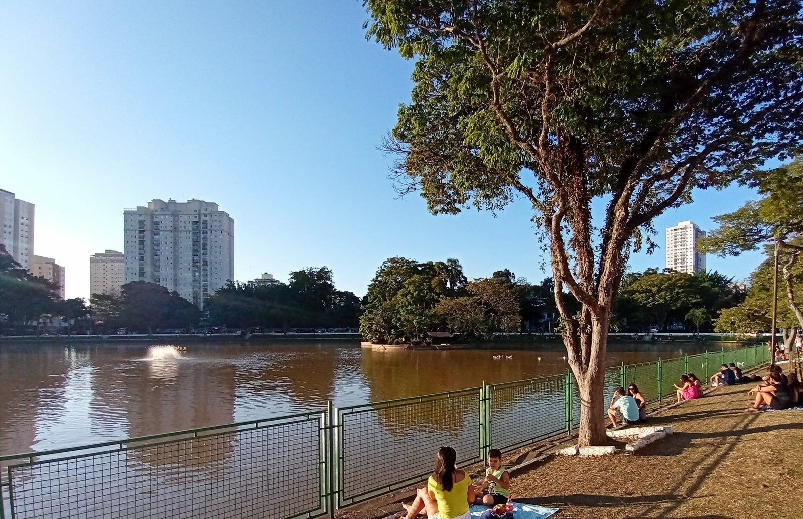 tarde lago dos patos altano scaled