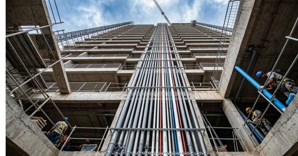 Desentupidora de prumada SP 24h Coppi hidrojato prédio condomínio esgoto